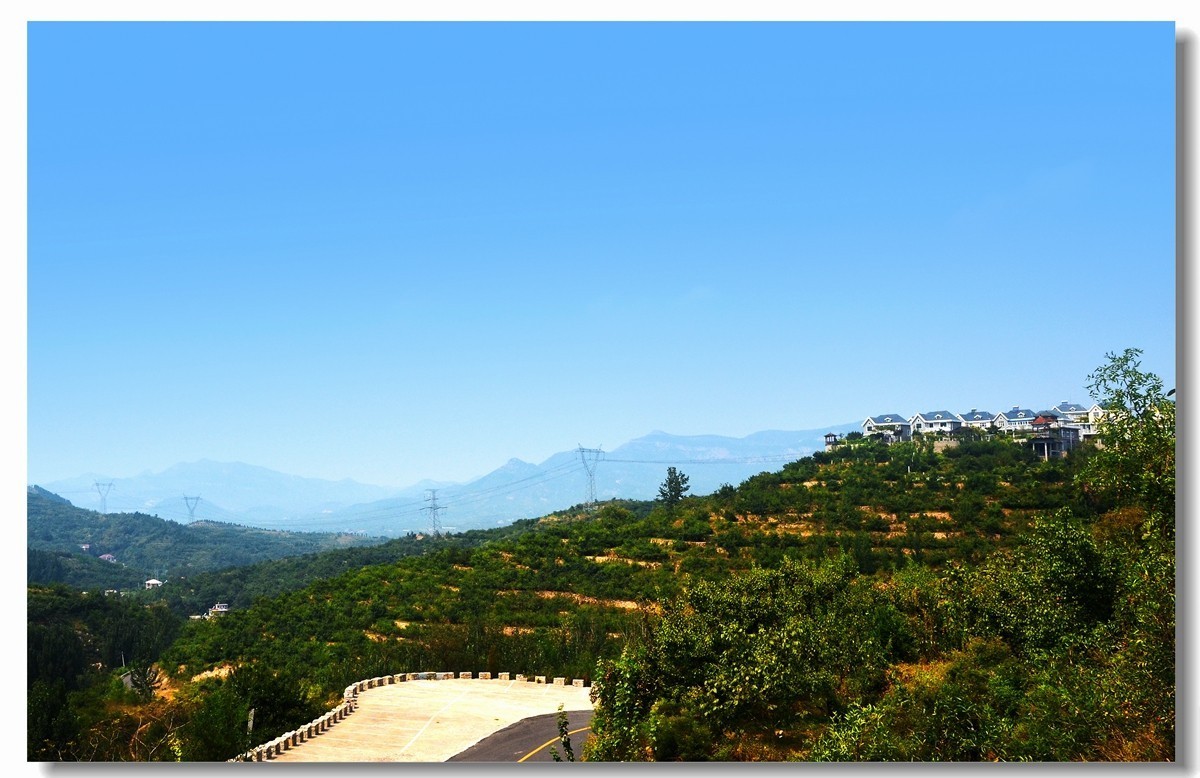 初秋山色（二）