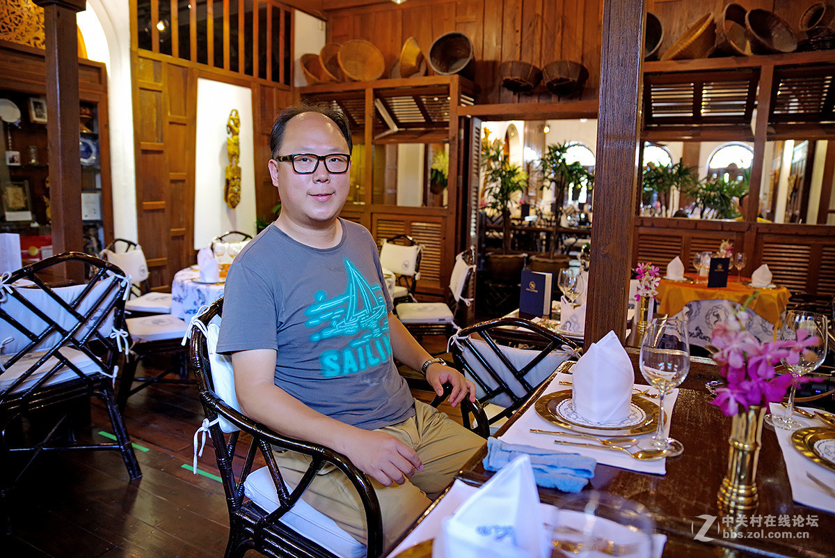 转“无忌”色友发的几张用K1拍的图片。