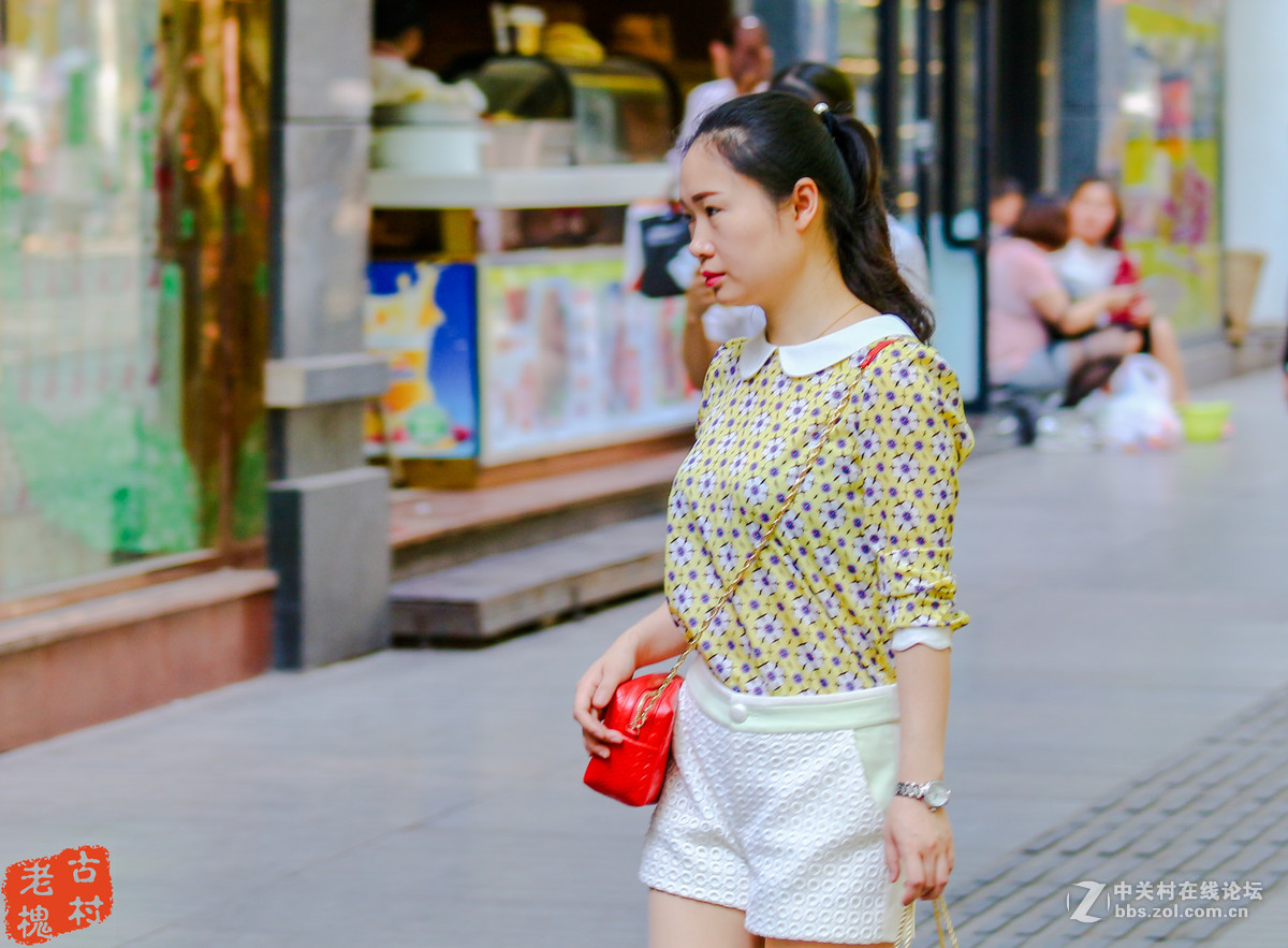 ef70-200f4is(爱死小小白)街拍美女