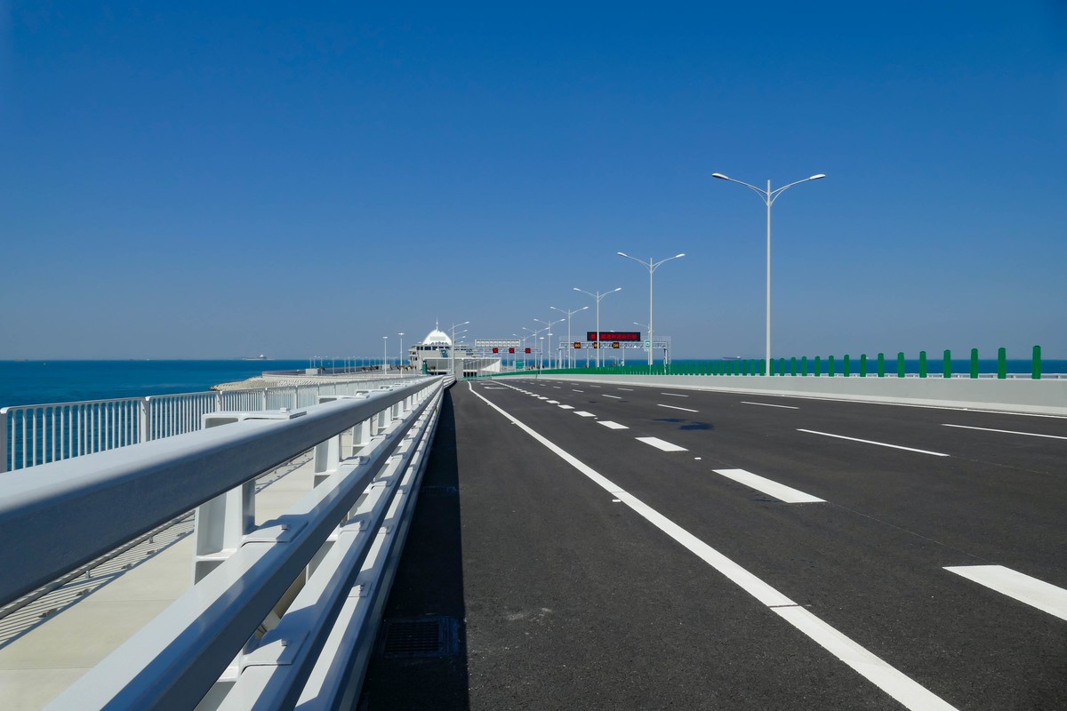 走上港珠澳大桥