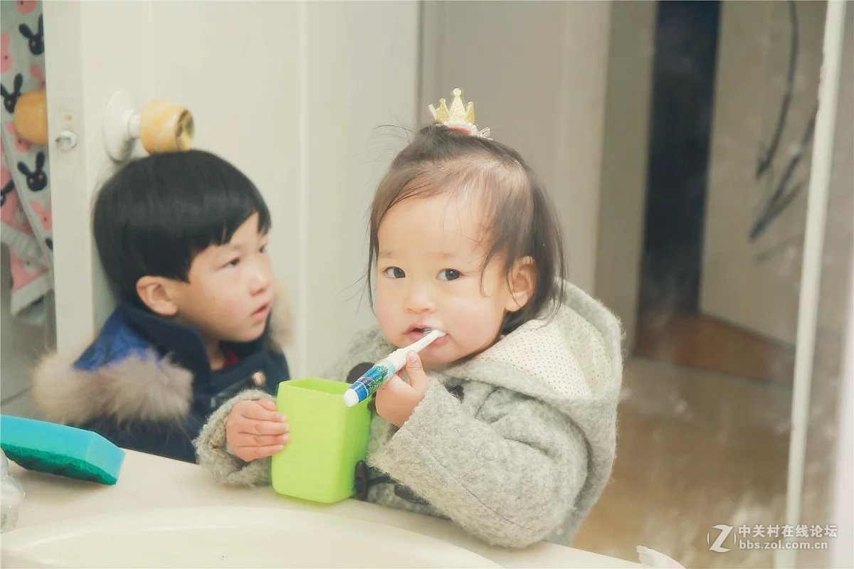 记录生活。二娃交亮登场。。。