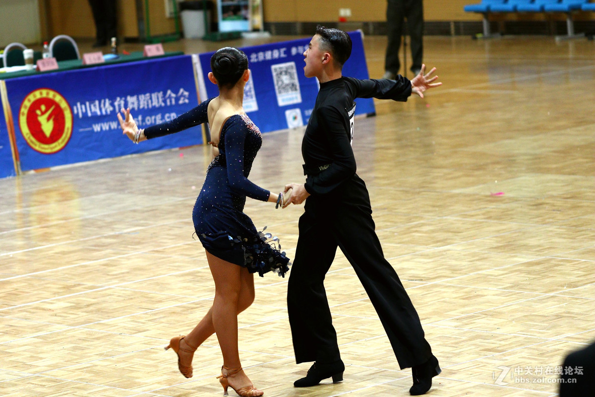 体育舞蹈