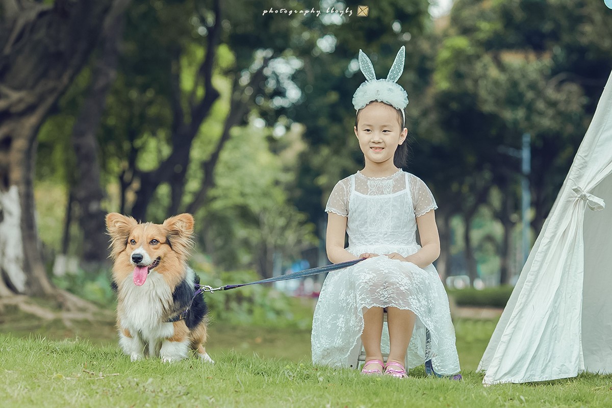 女孩子还是白纱裙最美了。