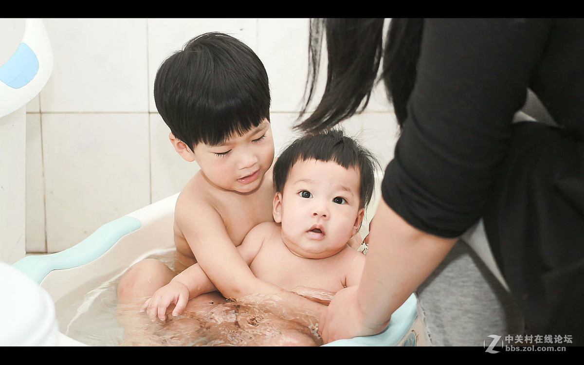 记录生活。二娃交亮登场。。。