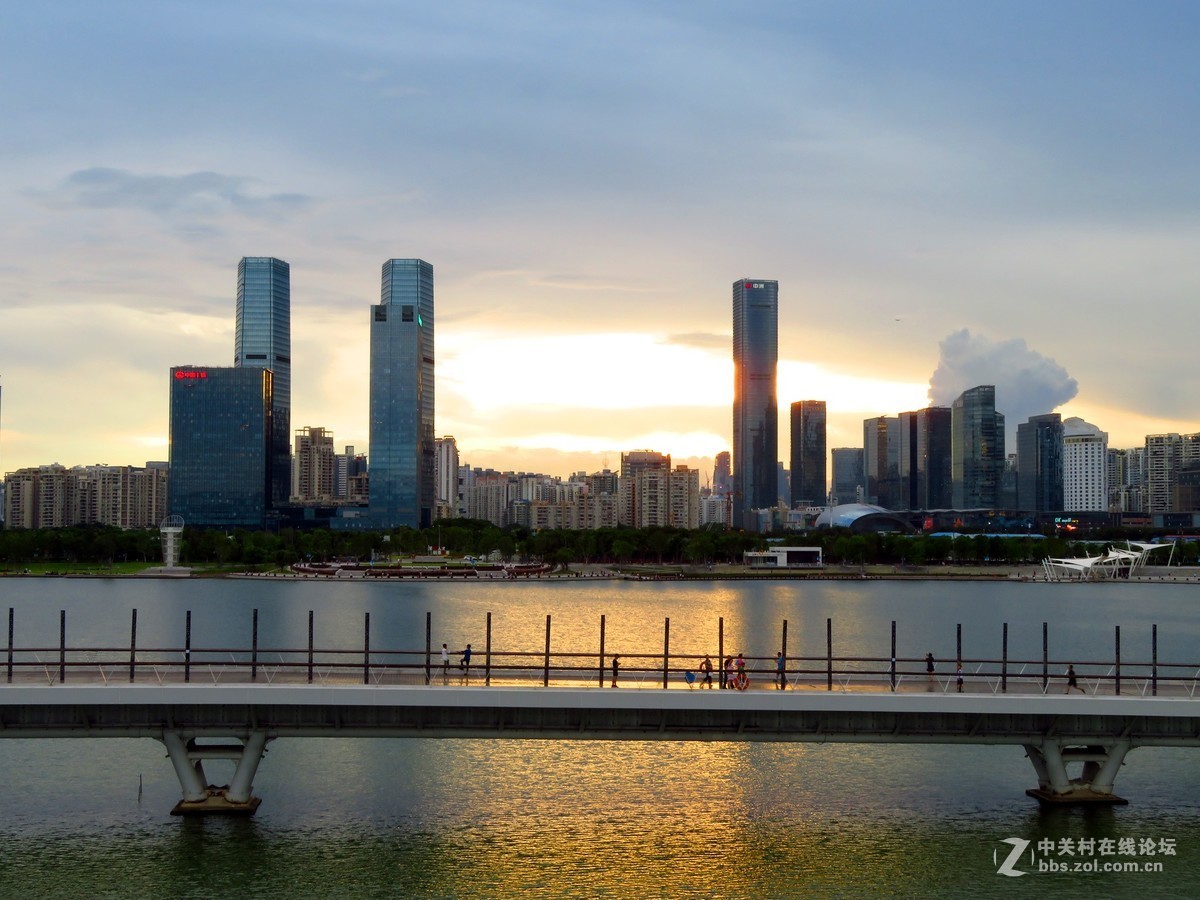 人才公园美景（重发，上次不知为何只显示三张）