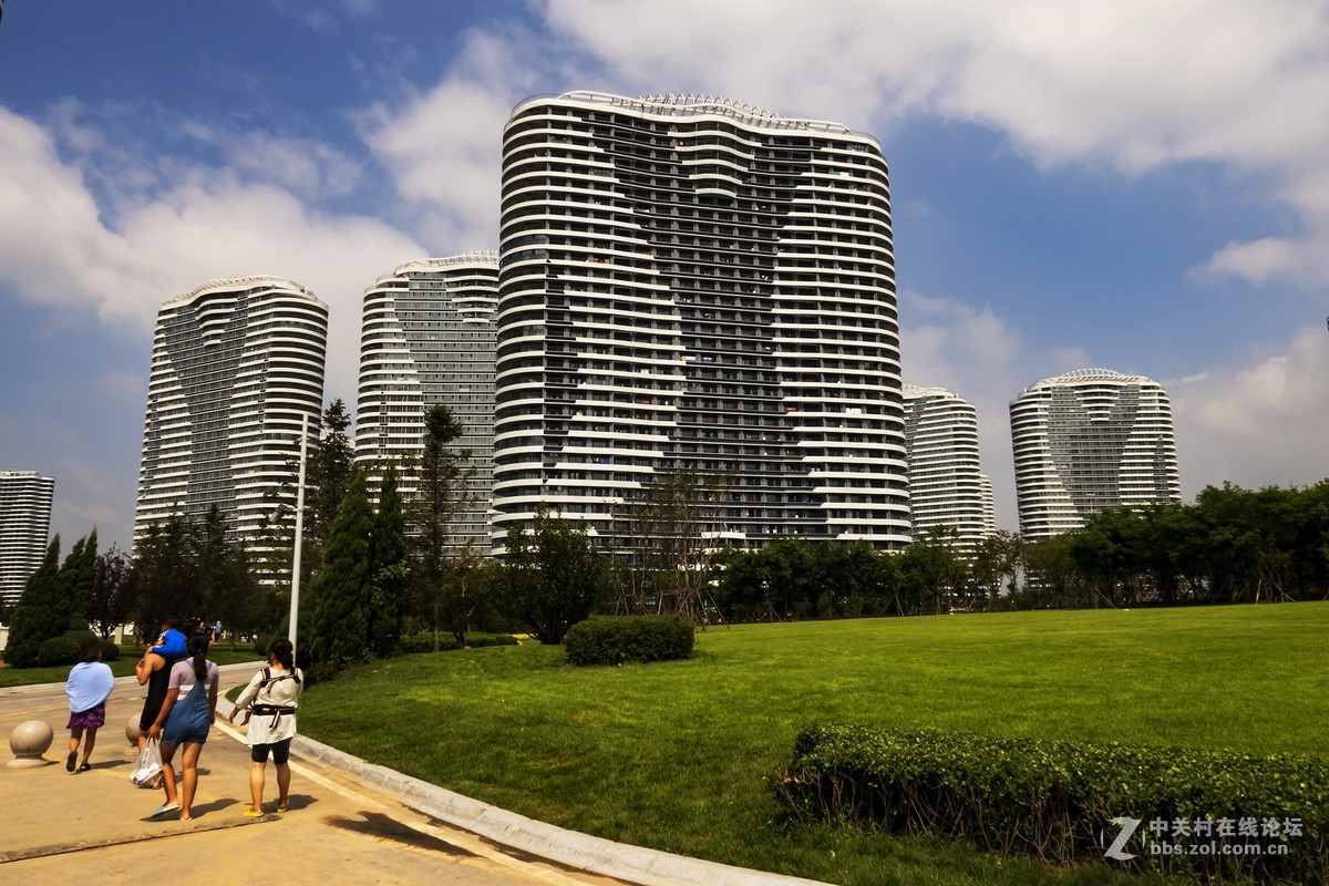 《止锚湾佳兆业小区掠影》