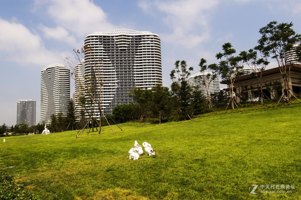 《止锚湾佳兆业小区掠影》