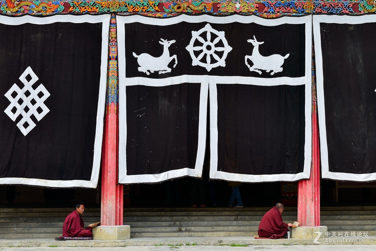 35天西行漫记------木里王国之康坞大寺 2