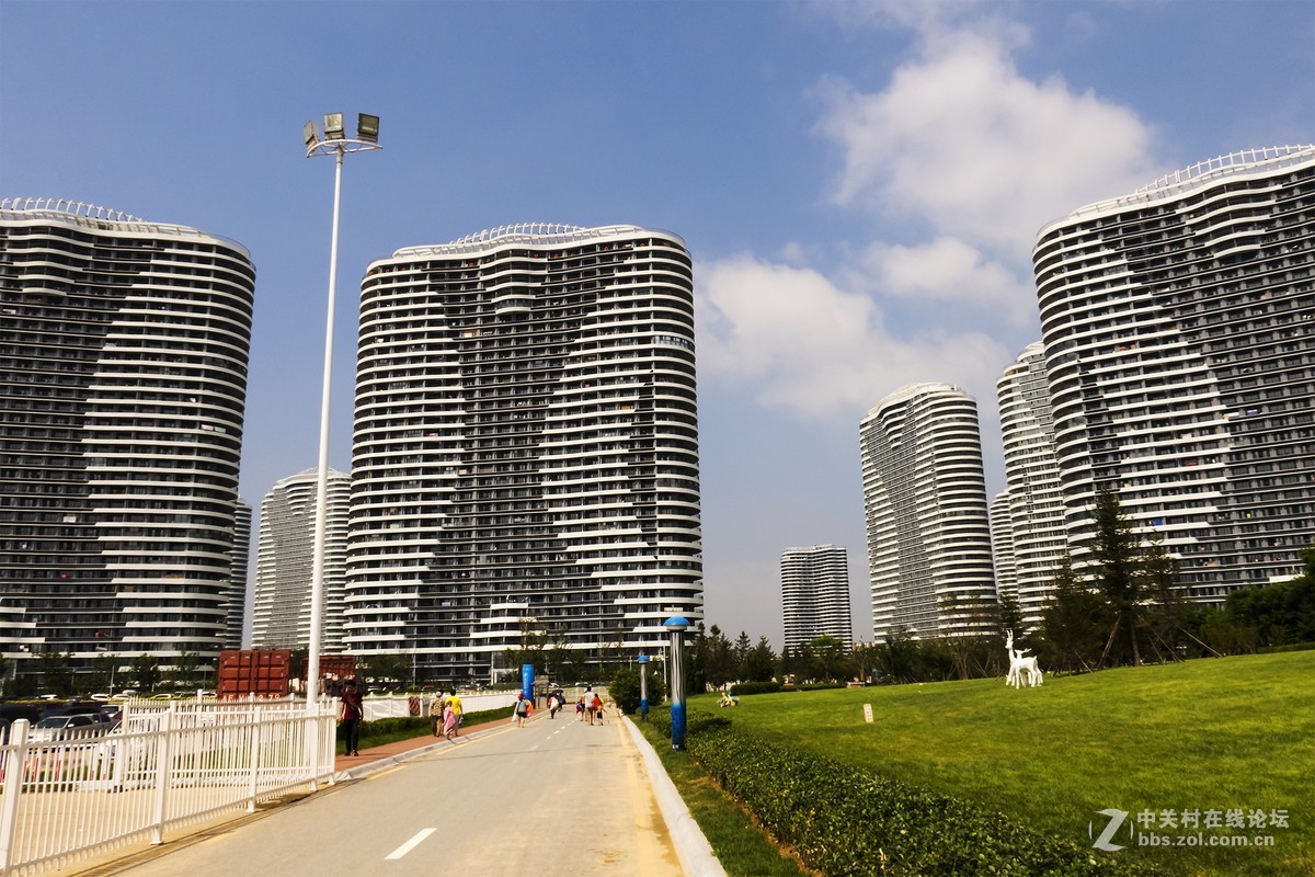 《止锚湾佳兆业小区掠影》