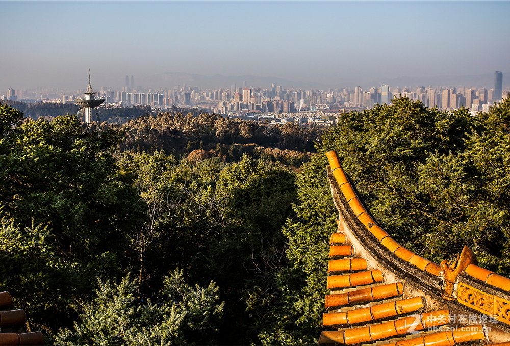 昆明金殿和古钟