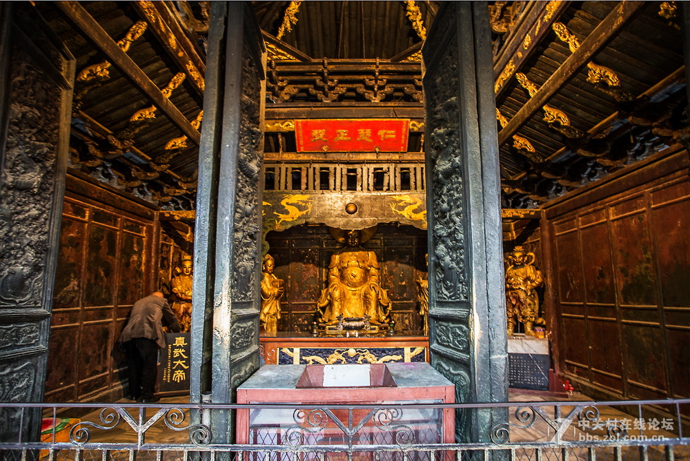 昆明金殿和古钟