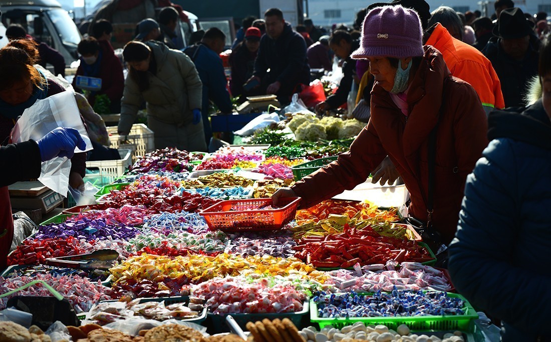 青岛西海岸新区灵山卫大集（续） 祝光影杂谈星空(中国)新的一年红红火火 佳作连连！