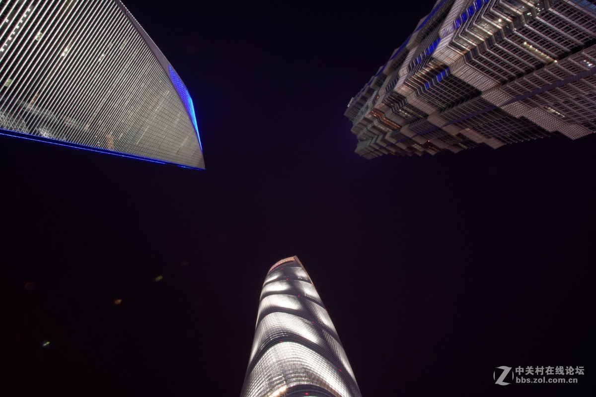 夜晚 街景