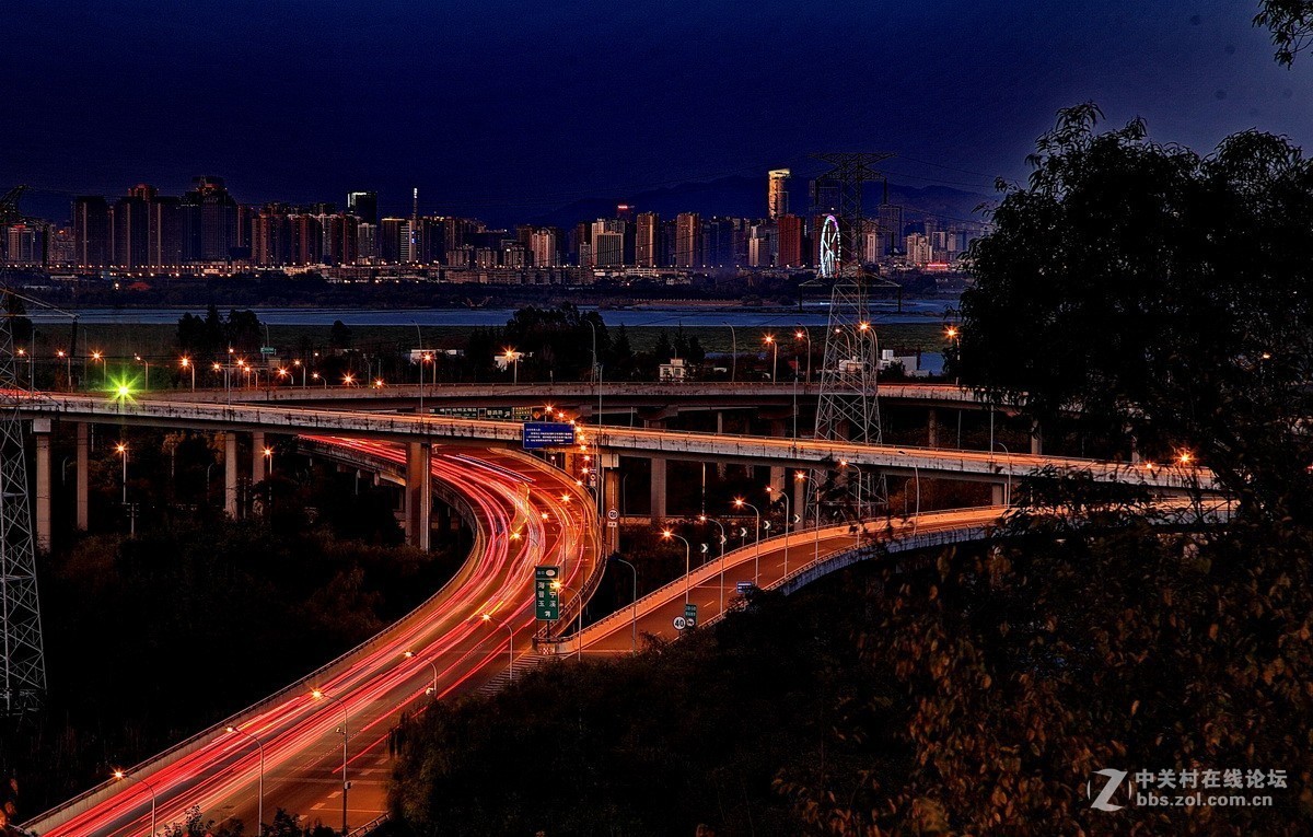 学拍车流光轨与夜景