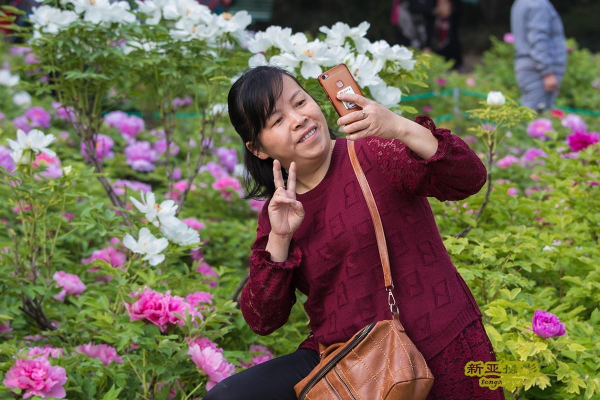 #佳能迷你单反EOS 200D-轻装绘青#踏青寻花