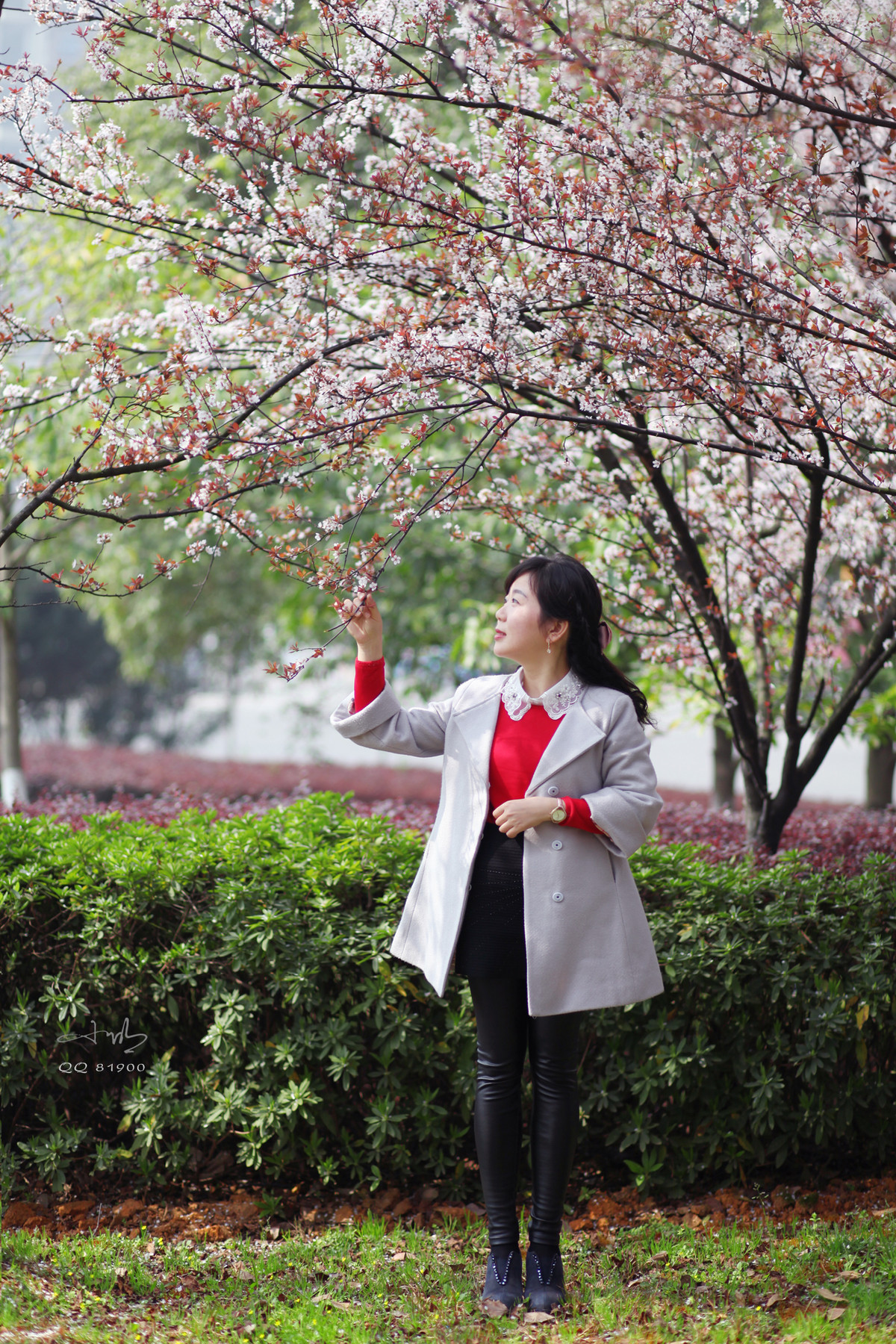 南昌大桥旁边公园人像