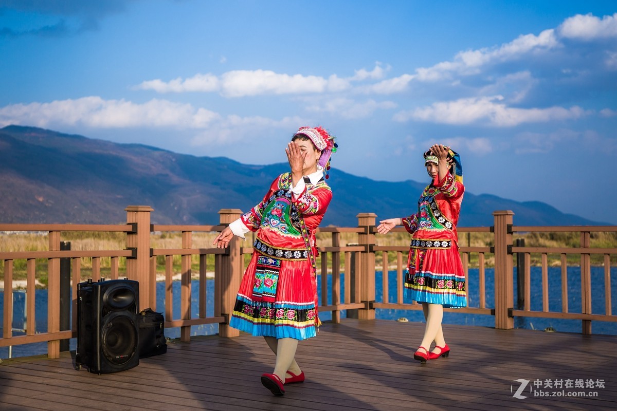 云南石屏异龙湖风光