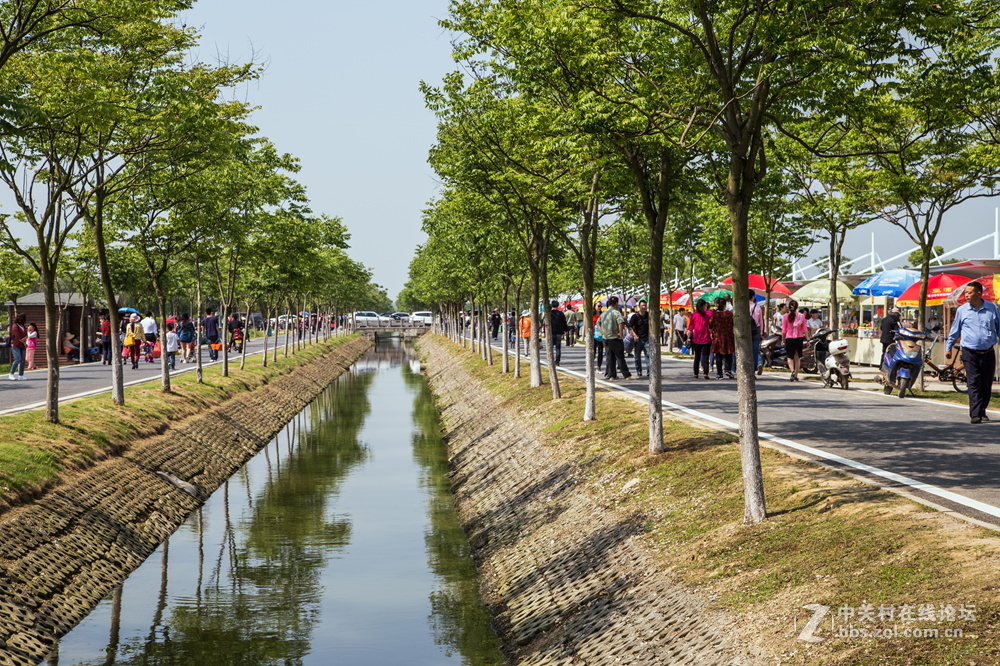 “五一”小长假第一天的牛角大圩 （合肥）