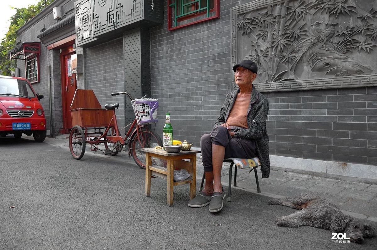 北京大爷的“小滋”生活