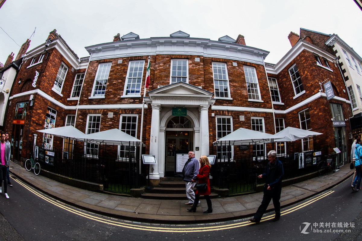 (西欧之行）5 约克明斯特大教堂 历史文明古都市 18世纪花园霍华德城堡