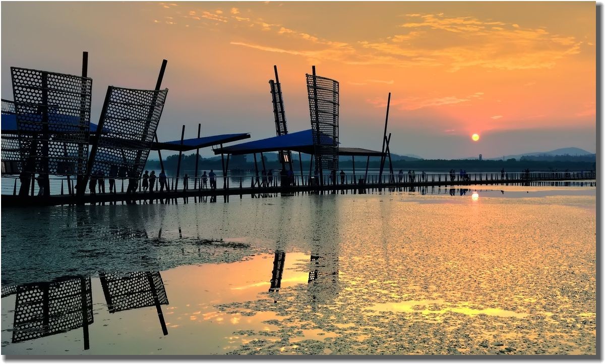 在水之湄观美景