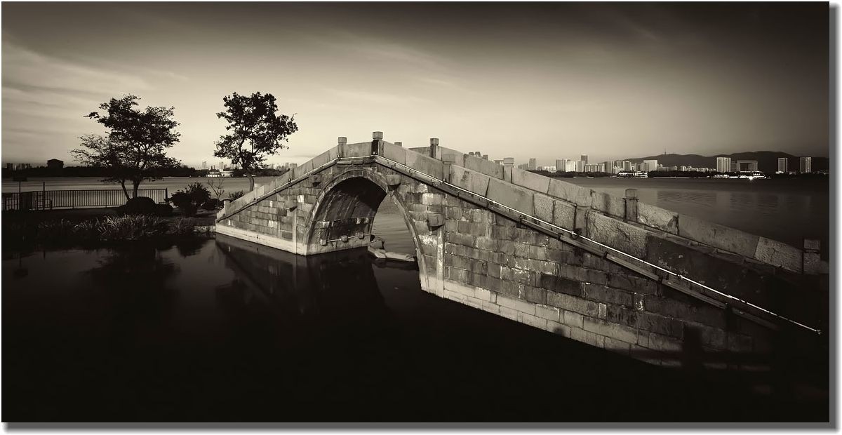 在水之湄观美景