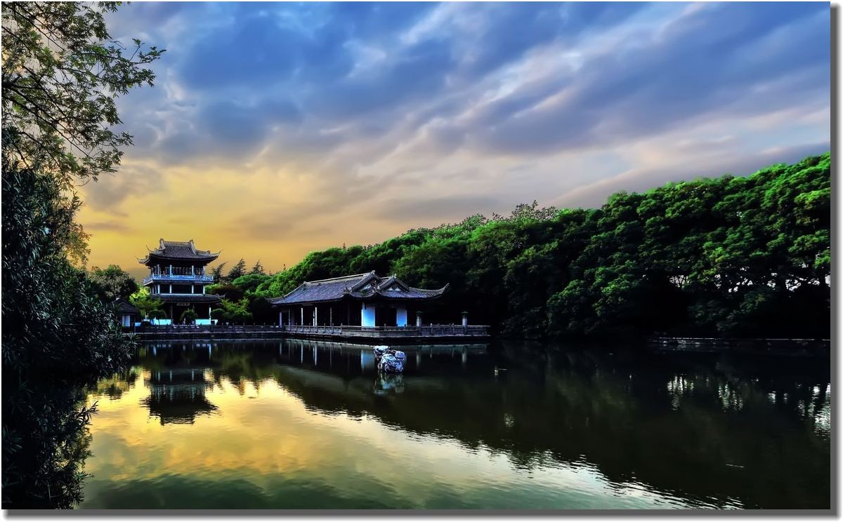 在水之湄观美景