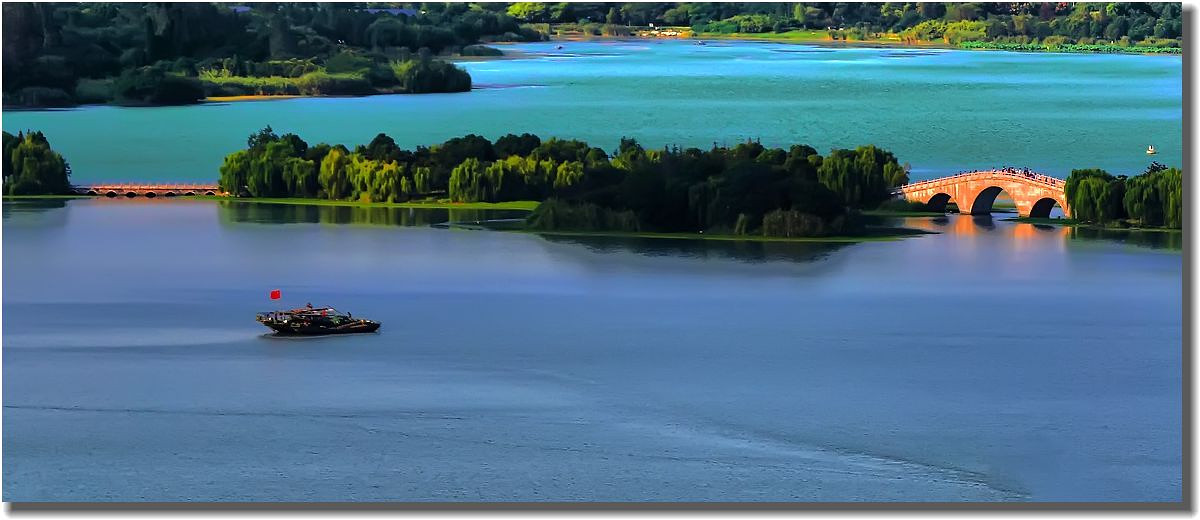 在水之湄观美景
