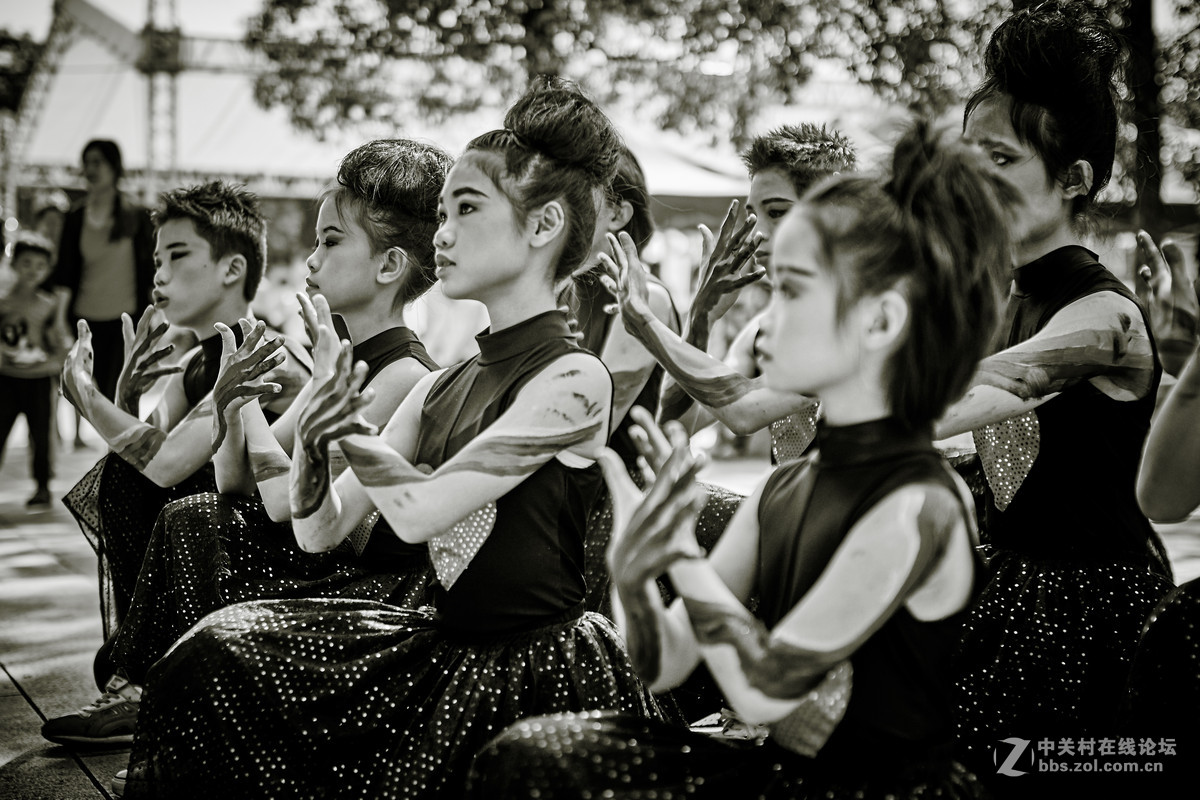 此时无声胜有声—残障人的美