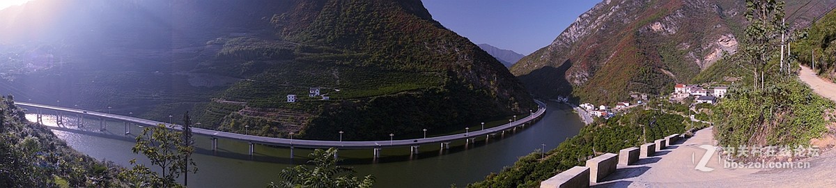 再拍三峡最美水上公路