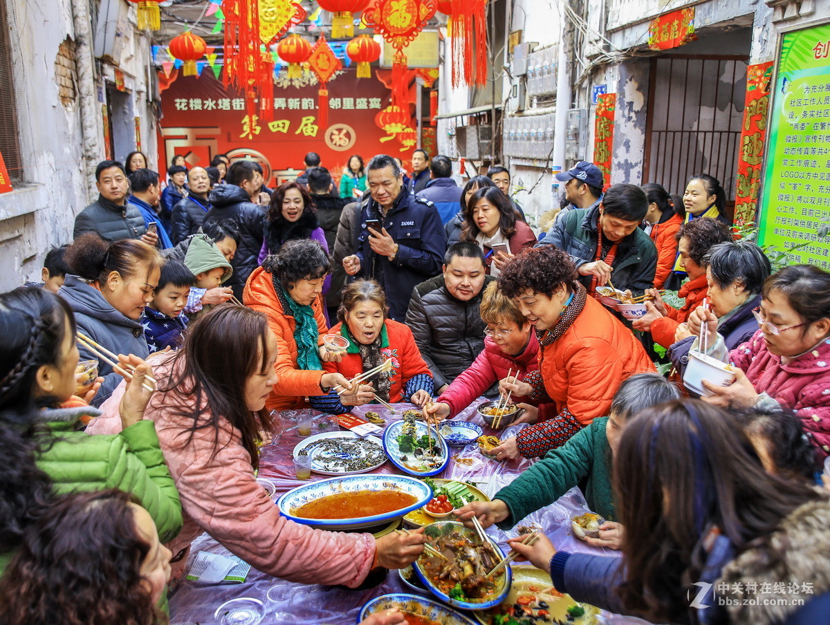#寻找家乡的年味# 弄堂摆起百家宴