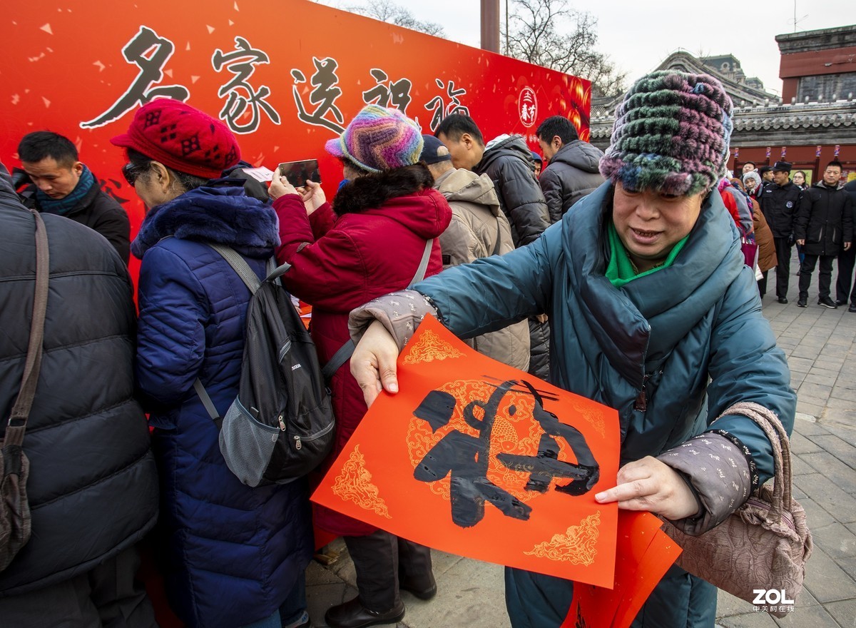 #晒年货#请春联，得福字，晒福迎春。