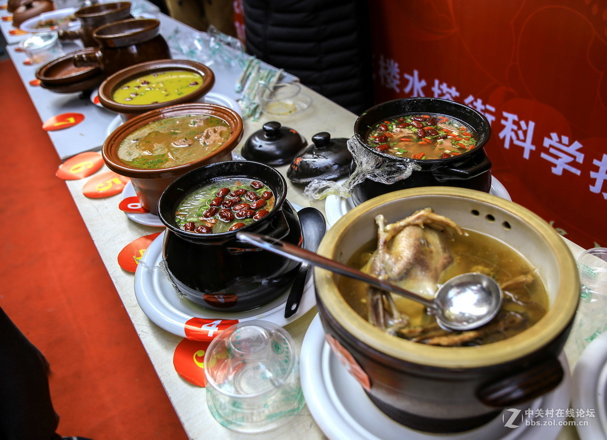 #寻找家乡的年味# 弄堂摆起百家宴