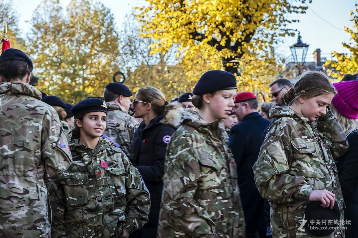 爱上残幅图轻便  今天珍惜和平日