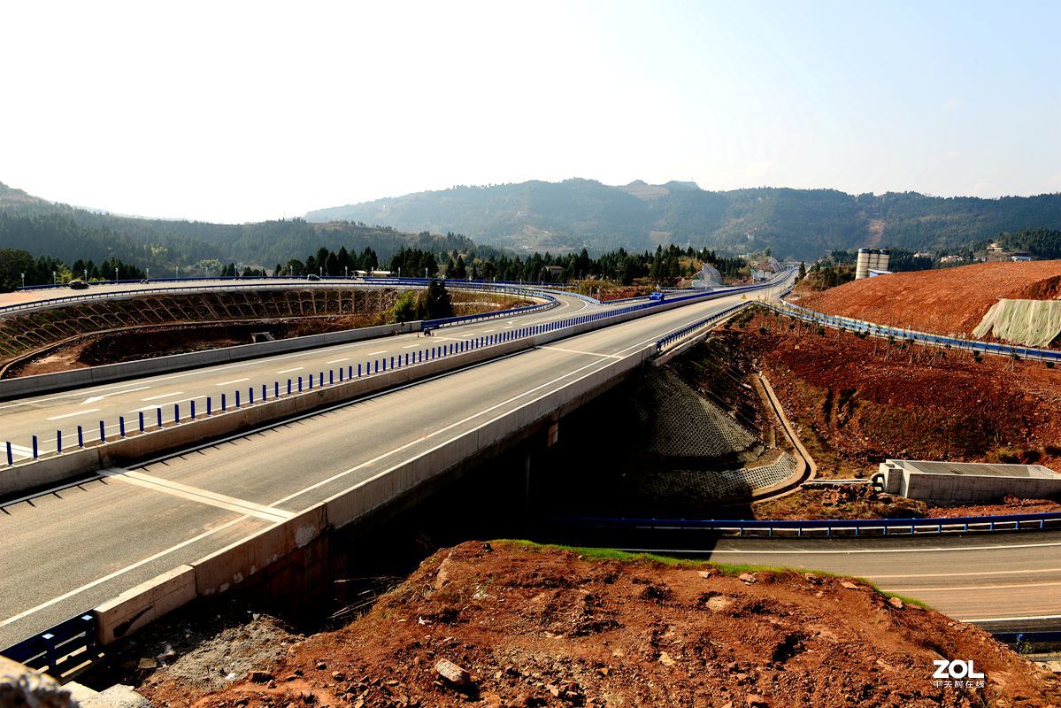 龙桥村营达高速老林出口152020116