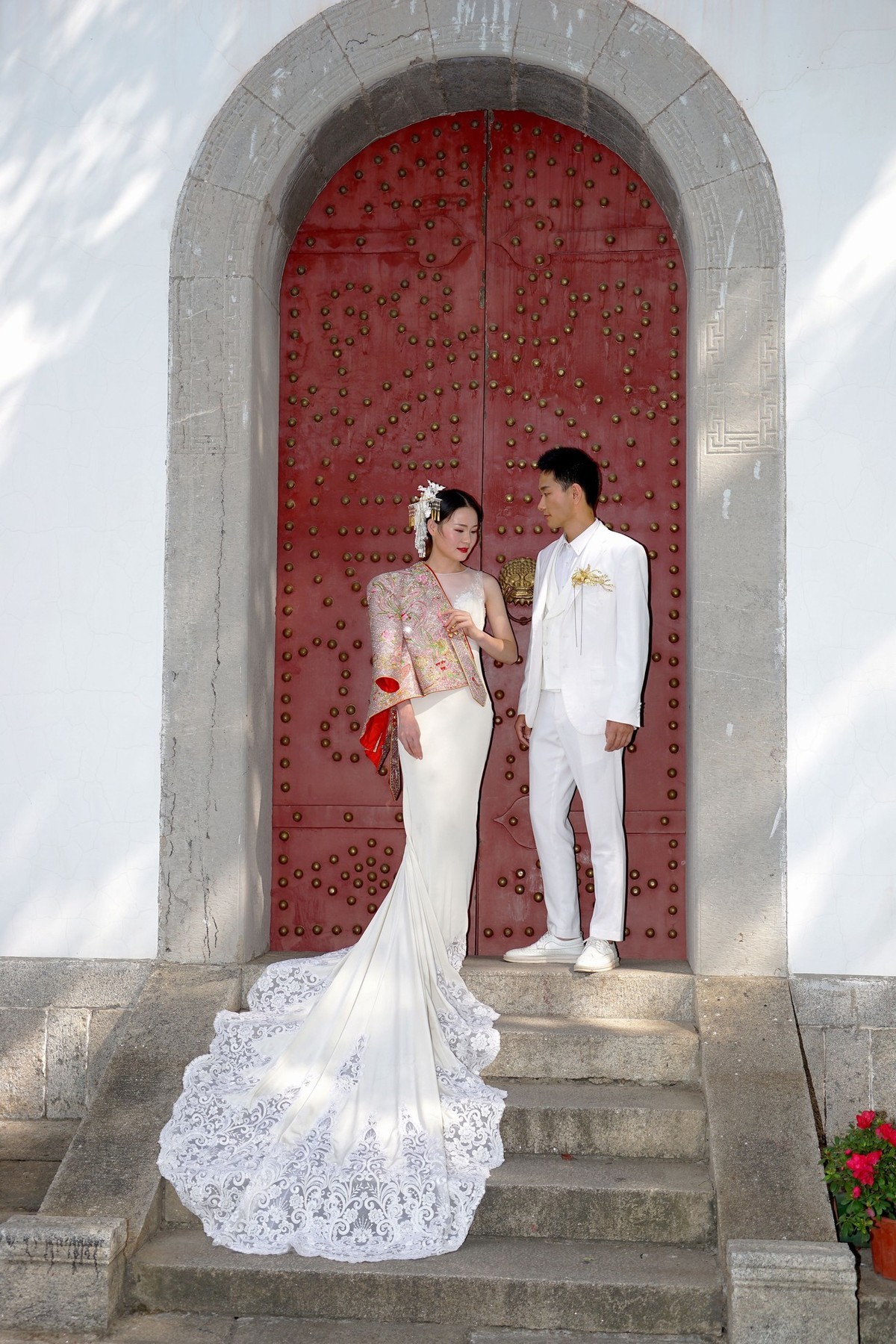 环境人像外拍---晴川阁山门下的新娘子！。。。。。。。。赠拍！