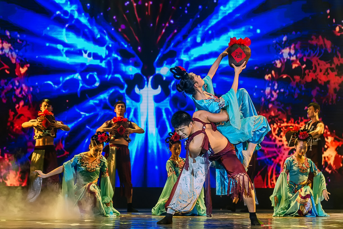 舞台摄影：蹈舞《酒神颂》