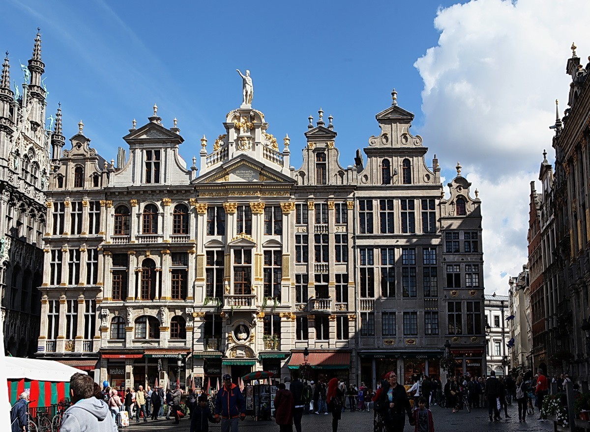 走马观花欧洲游（30）——比利时布鲁塞尔大广场