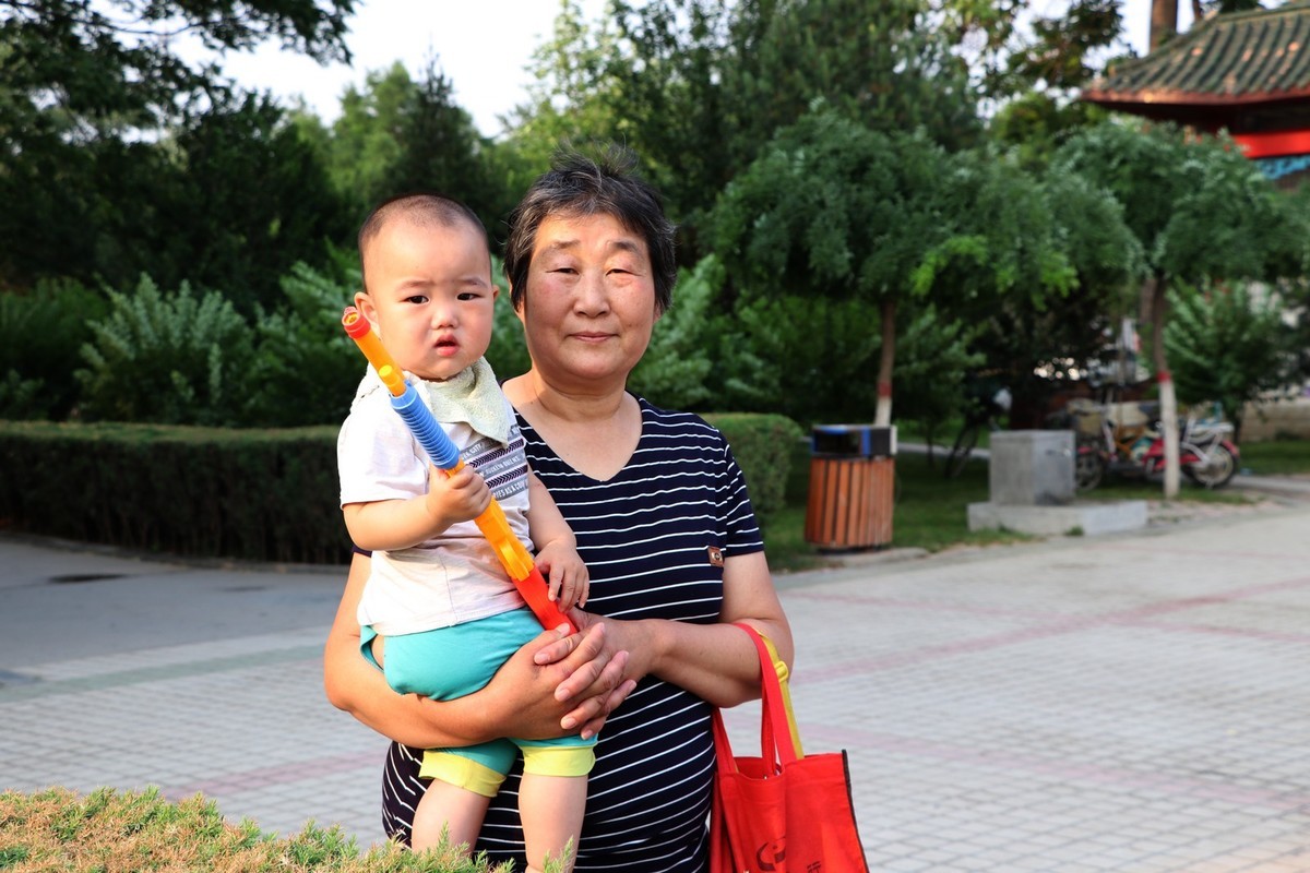 夏日里的梅花公园