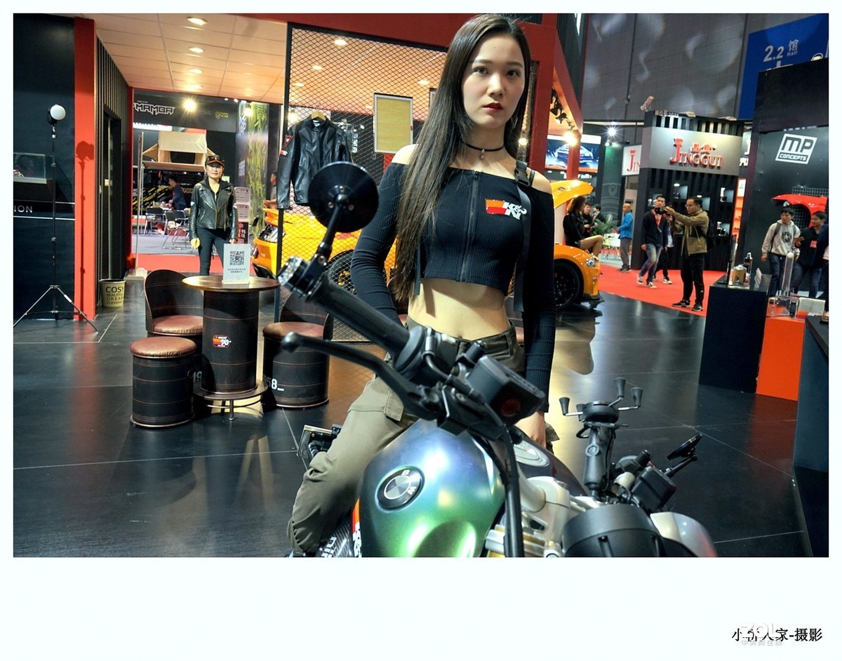 飒爽英姿(车模)