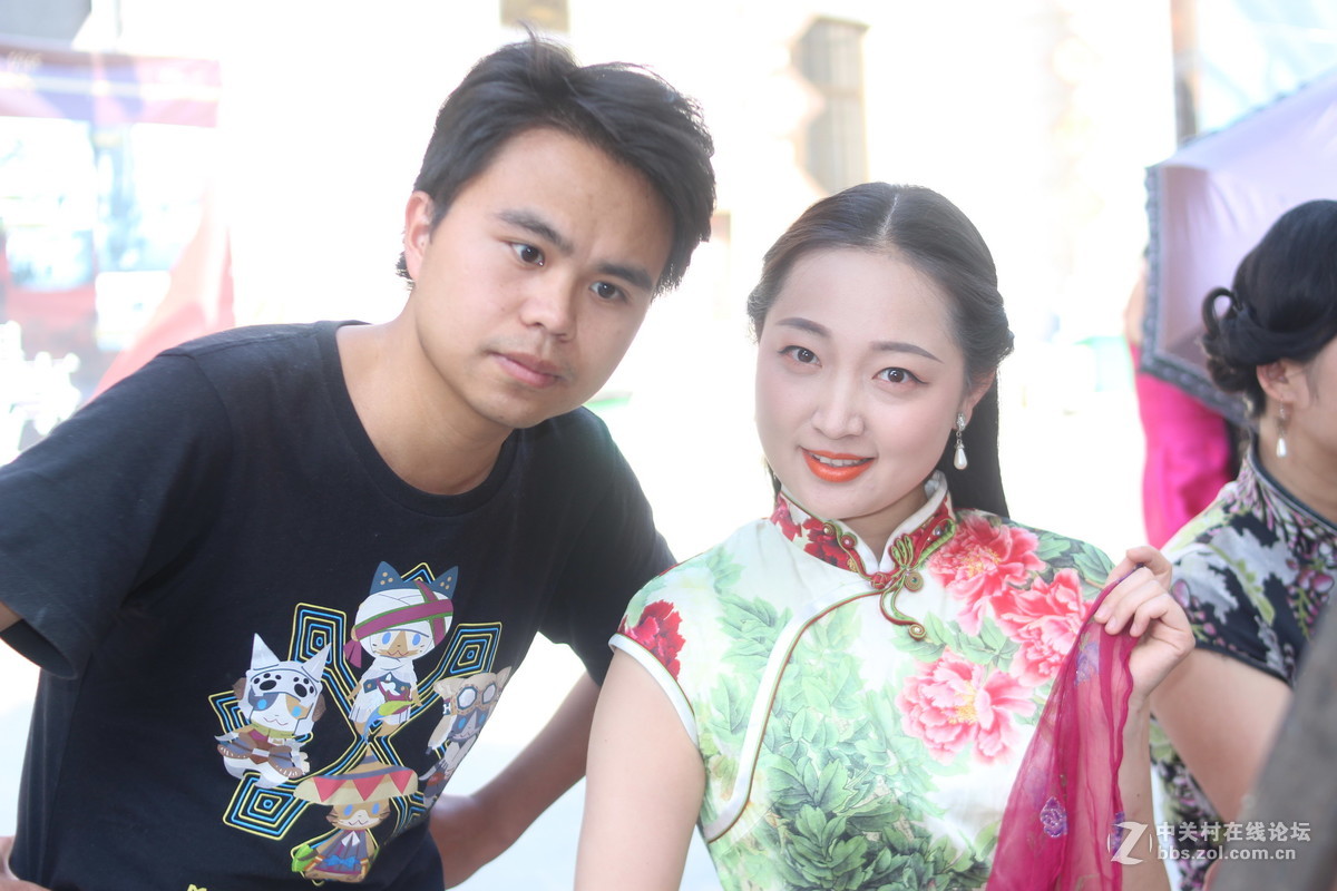 永诺35mm f2 拍人像人文