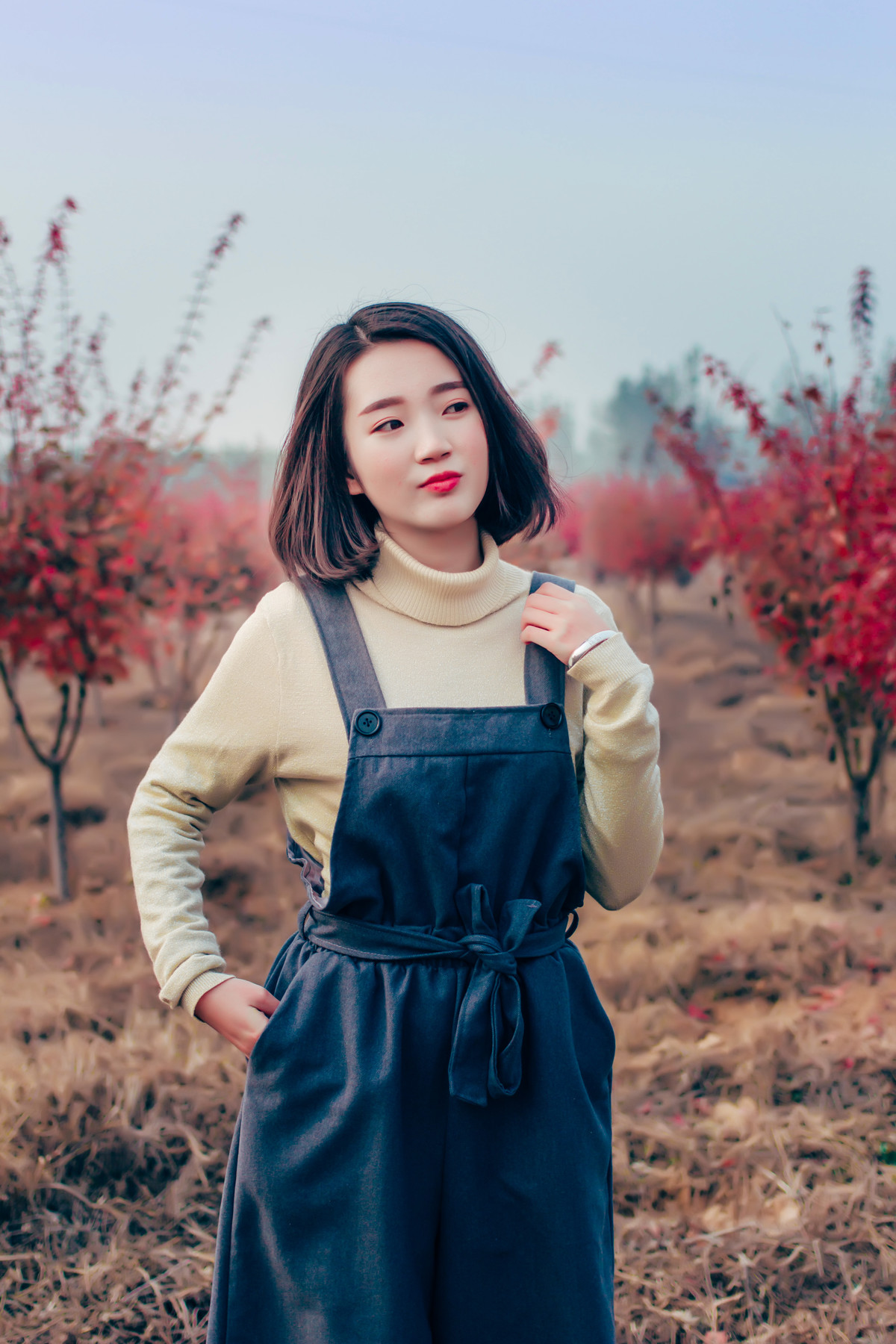 我觉得拍人像的话，饼干比17  40出片还要好。