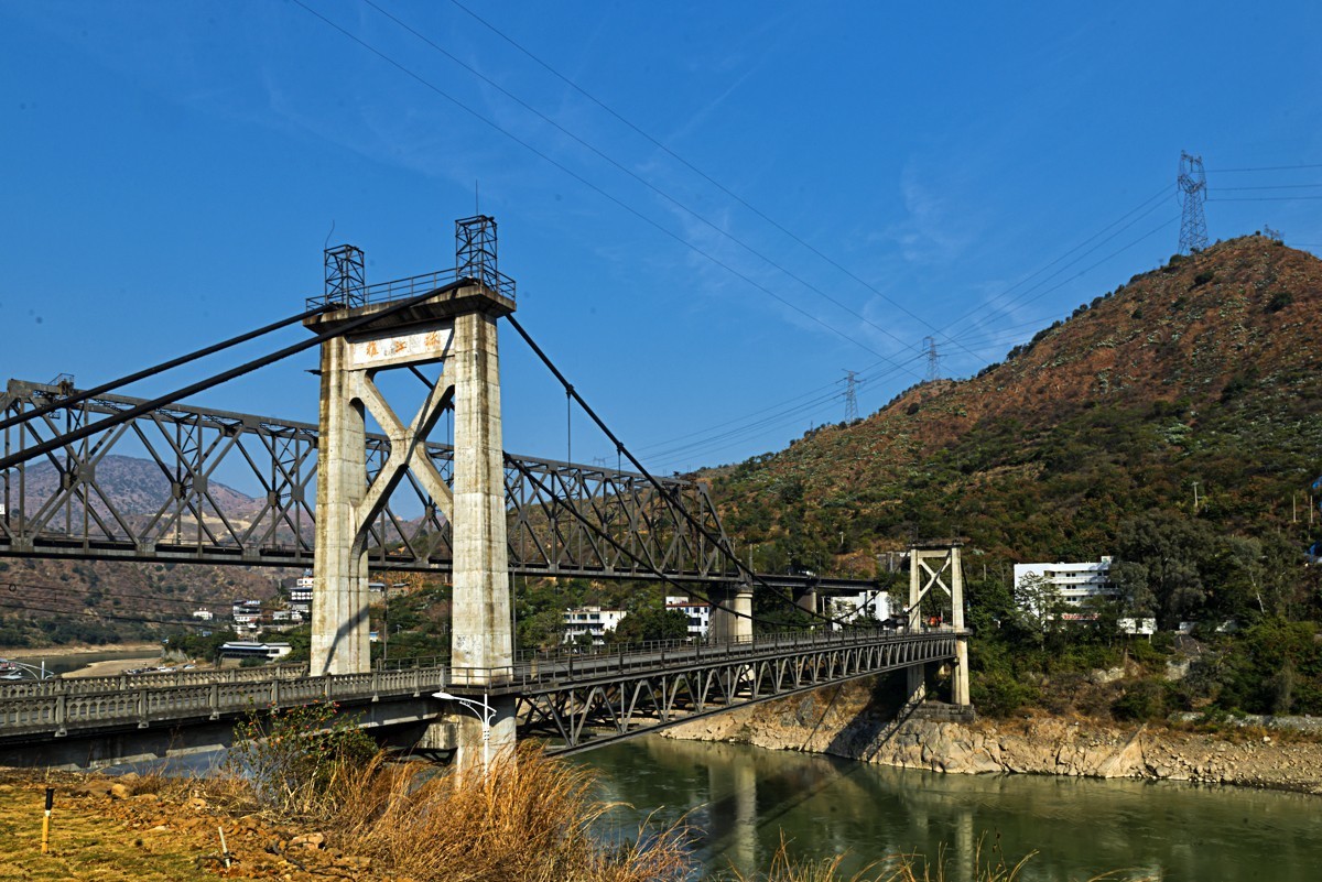 川西南攀枝花市:雅砻江大桥