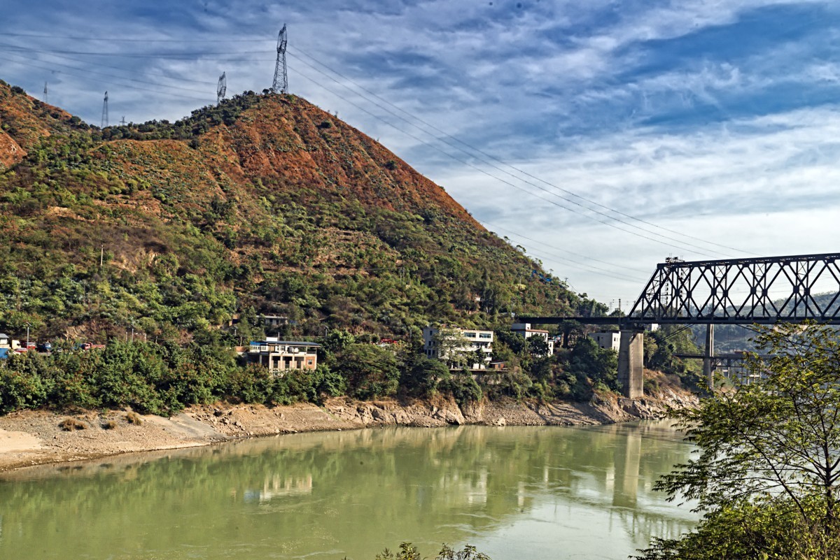 川西南攀枝花市：雅砻江大桥