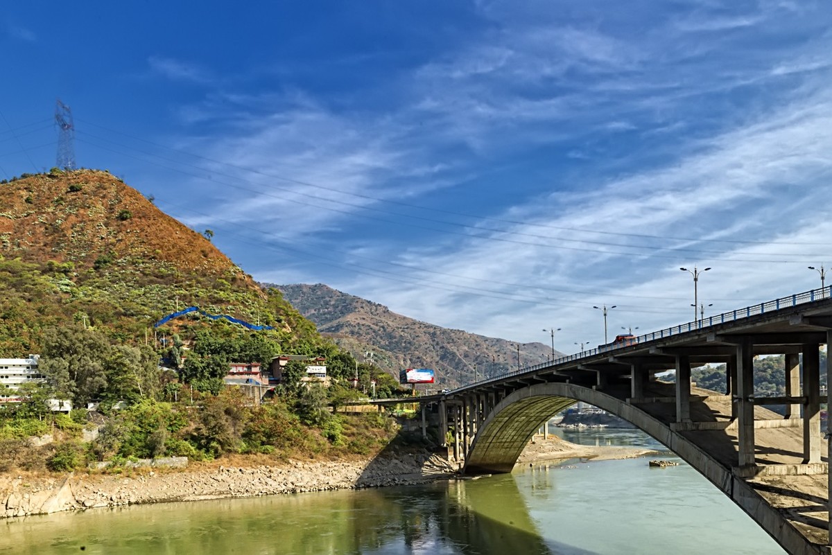 川西南攀枝花市：雅砻江大桥