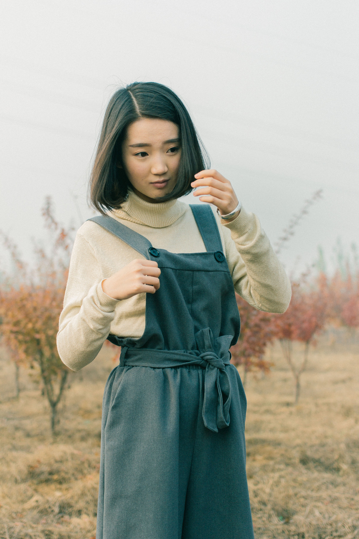 我觉得拍人像的话，饼干比17  40出片还要好。