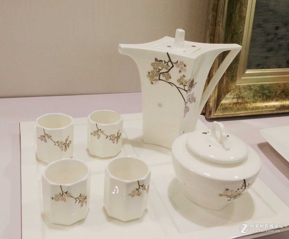 中国陶瓷名家名作展