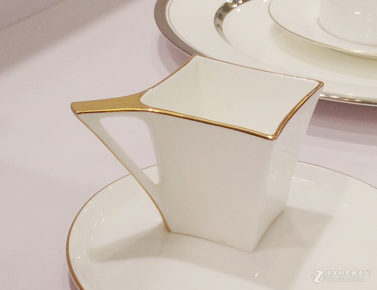 中国陶瓷名家名作展