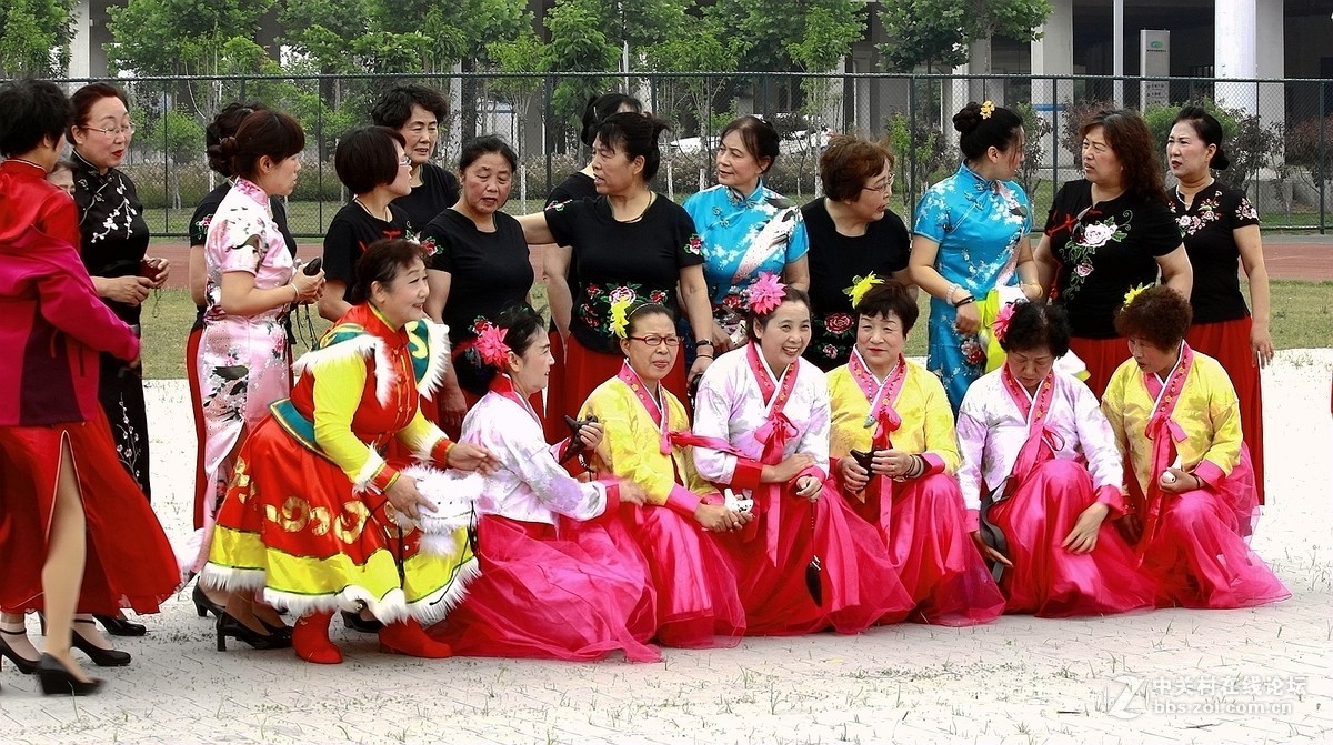 大型高端相亲会暨家文化节展演花絮【学拍人像】---请指教