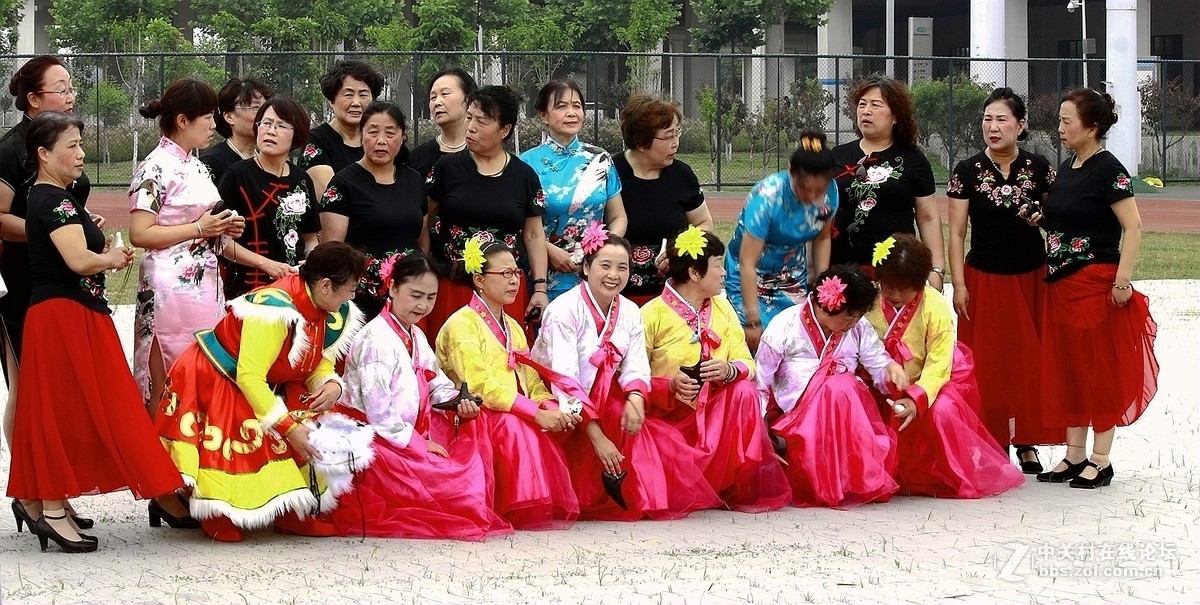 大型高端相亲会暨家文化节展演花絮【学拍人像】---请指教